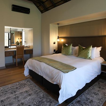 Kloofzicht Lodge & Spa Krugersdorp Exterior photo