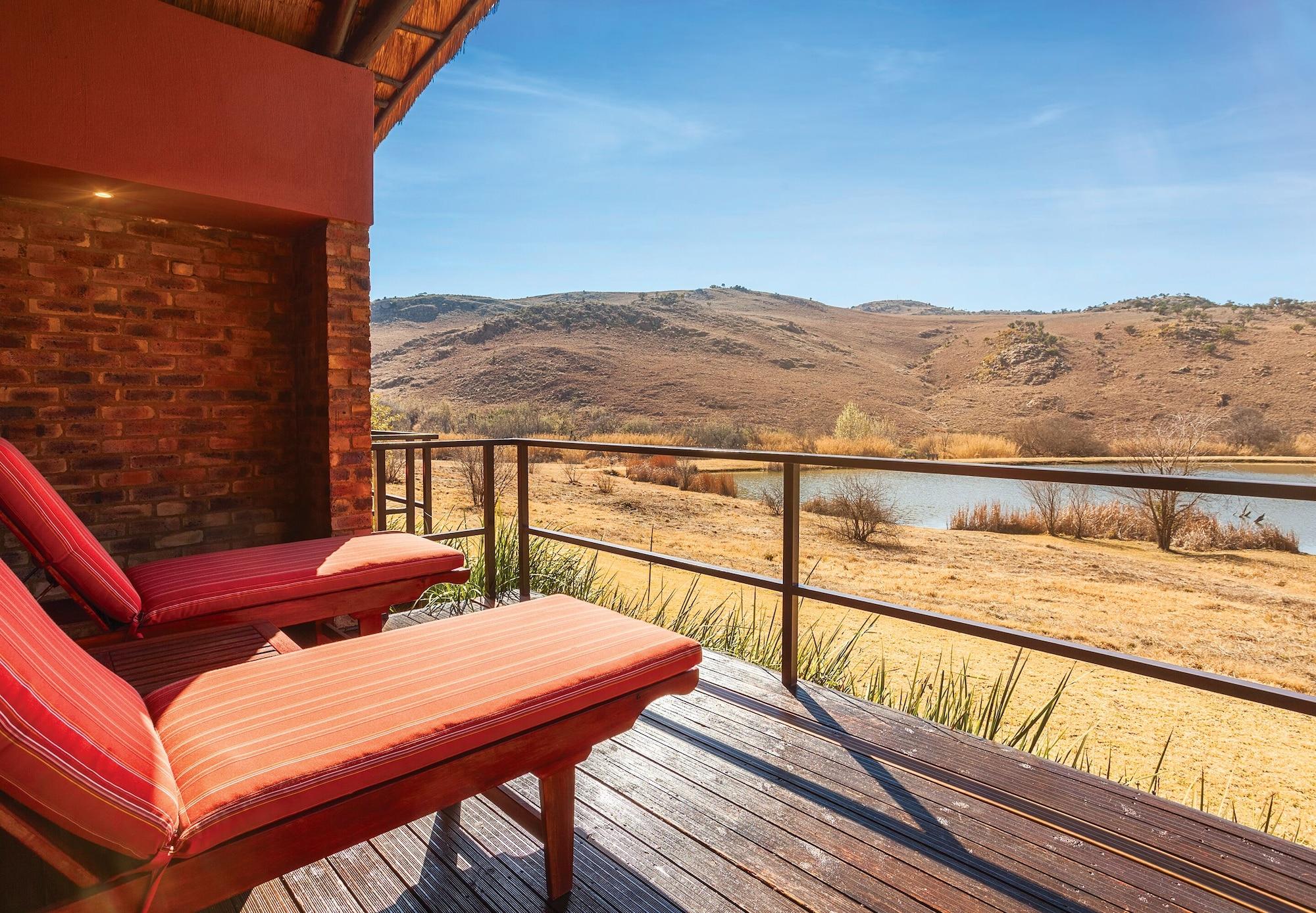 Kloofzicht Lodge & Spa Krugersdorp Exterior photo View from the deck of a suite at the Tswalu Kalahari Reserve